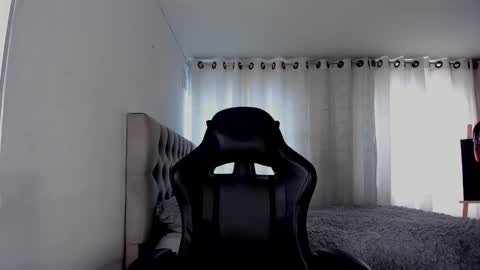 aliice_walker_ online show from 11.24.25