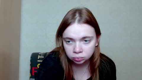 Snapshot of aliiice_stone chatting on 11.29.25 Alice online show from 11.29.25