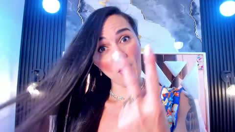 Ali Johansonn online show from 03.05.26