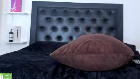 alika_jonhson_ online show from 04.09.26