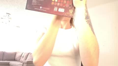 Snapshot of alina_lee01 chatting on 05.21.26 NYX online show from 05.21.26