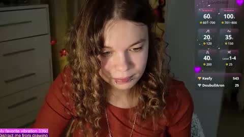 Snapshot of alinabae chatting on 10.11.25 Alina and Ben online show from 10.11.25