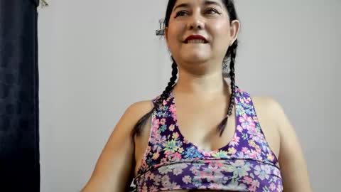 alinabozz1 online show from 11.15.25