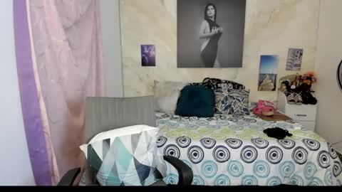 alinabozz1 online show from 03.20.26