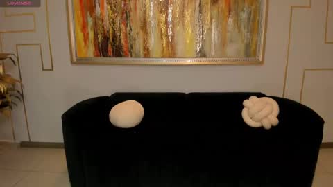 alinakravitz_ online show from 10.04.25