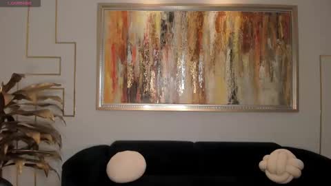 alinakravitz_ online show from 11.04.25