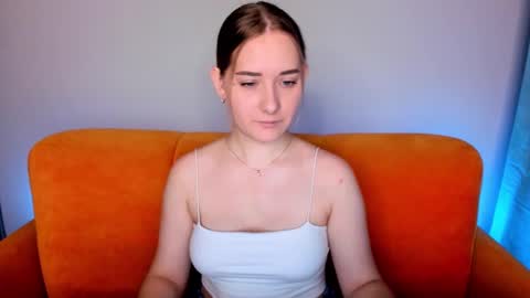Snapshot of alinawise chatting on 02.03.25 alinawise online show from 02.03.25