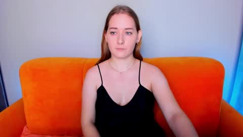 Snapshot of alinawise chatting on 02.07.25 alinawise online show from 02.07.25