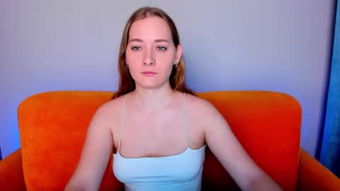 Snapshot of alinawise chatting on 02.17.25 alinawise online show from 02.17.25