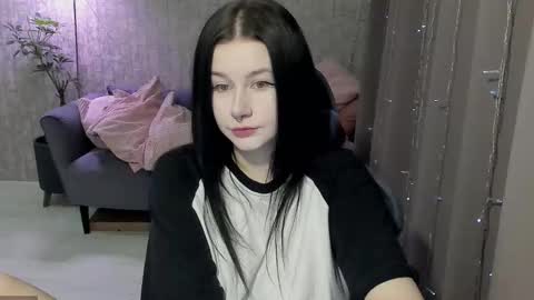 Snapshot of alinegreeeen chatting on 11.02.25 Aline Greeeen online show from 11.02.25