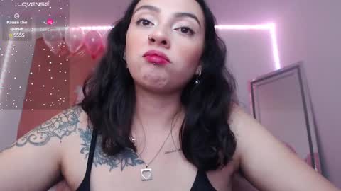 Snapshot of alisa__cain chatting on 01.05.25 Alejandra online show from 01.05.25