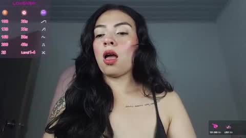 Alejandra online show from 10.05.25