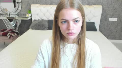 Snapshot of alisa_glamur chatting on 12.05.24 alisa_glamur online show from 12.05.24
