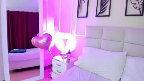     online show from 01.10.25