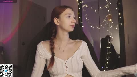 Snapshot of alisaa_01 chatting on 01.18.25 Alice                                   Fansly Alisa01 online show from 01.18.25