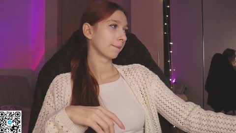 Snapshot of alisaa_01 chatting on 02.06.25 Alice                                   Fansly Alisa01 online show from 02.06.25