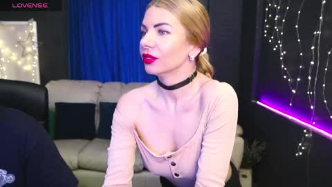 Snapshot of alisaaleks chatting on 01.29.25 Alisa Aleks online show from 01.29.25