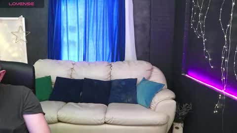 Snapshot of alisaaleks chatting on 02.27.25 Alisa Aleks online show from 02.27.25