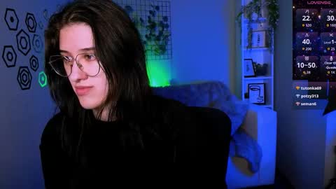 Snapshot of alisabliss chatting on 10.19.25 Alisa online show from 10.19.25