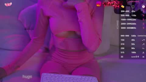 Snapshot of alisarogs chatting on 09.15.25 Alisarogs online show from 09.15.25