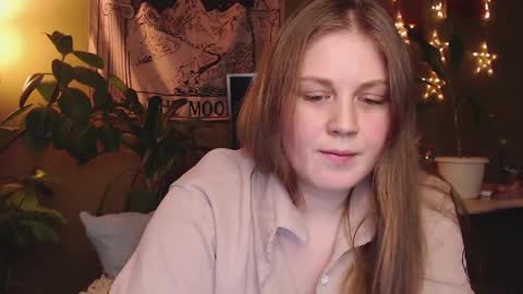 Snapshot of alisashy666 chatting on 04.06.26 alisashy666 online show from 04.06.26