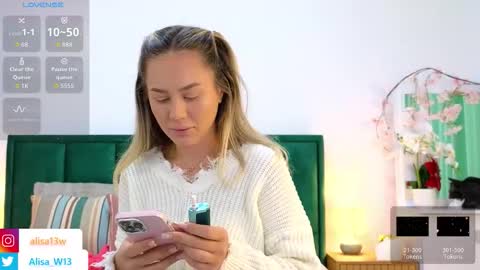 Alisa online show from 10.22.25