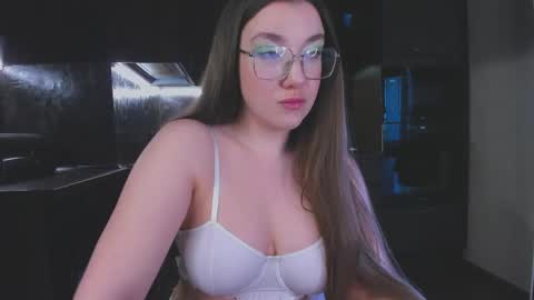 Alisa online show from 04.11.26