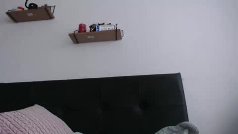 alisha_9997 online show from 12.22.25