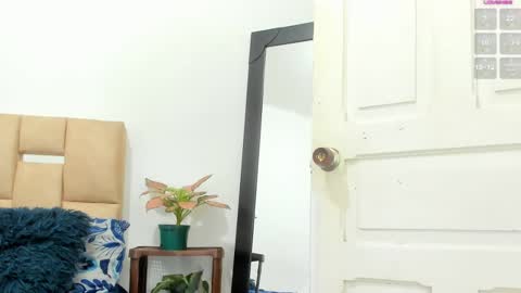 Snapshot of alishagoddes chatting on 02.24.25 Goddess Alisha online show from 02.24.25