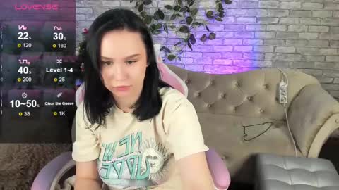 Snapshot of alisia_mars chatting on 12.16.24 Alisia online show from 12.16.24