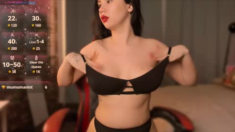 Snapshot of alisia_mars chatting on 02.25.25 Alisia online show from 02.25.25
