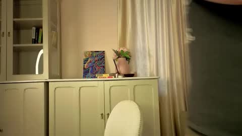 Alisia online show from 02.11.26