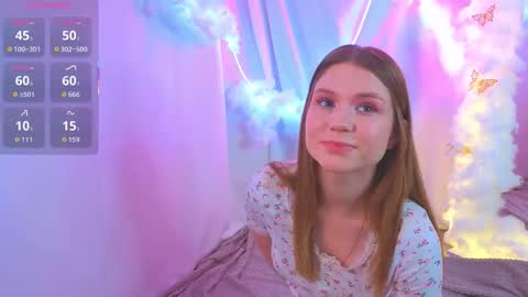 Snapshot of alisia_spinnet chatting on 10.01.25 Alisia online show from 10.01.25