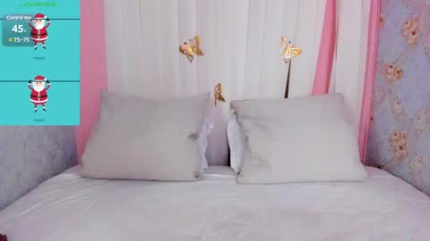 Snapshot of alison_ferrera chatting on 12.30.24 Ali online show from 12.30.24