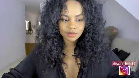 Snapshot of alison_ker chatting on 12.29.24 Sofias house online show from 12.29.24