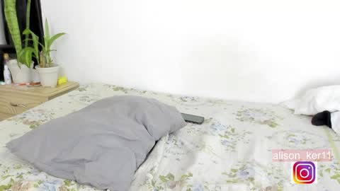 Snapshot of alison_ker chatting on 01.15.25 Sofias house online show from 01.15.25