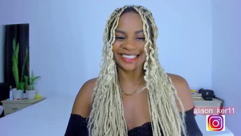 Snapshot of alison_ker chatting on 01.16.25 Sofias house online show from 01.16.25