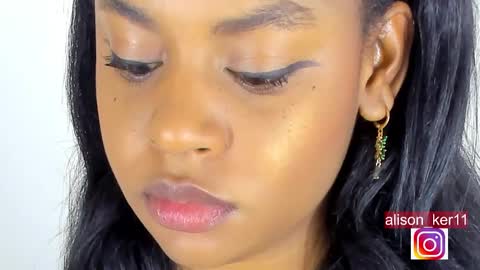 Snapshot of alison_ker chatting on 03.11.25 Sofias house online show from 03.11.25