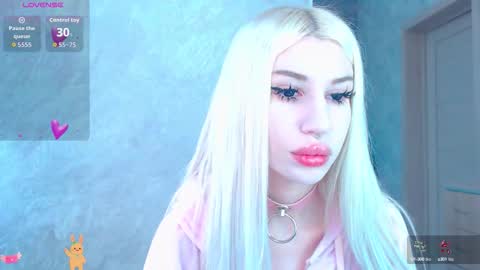 Snapshot of alison_moonlight chatting on 10.03.25 Alison online show from 10.03.25