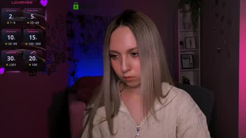 Snapshot of alison_purr chatting on 02.25.26 alison_purr online show from 02.25.26