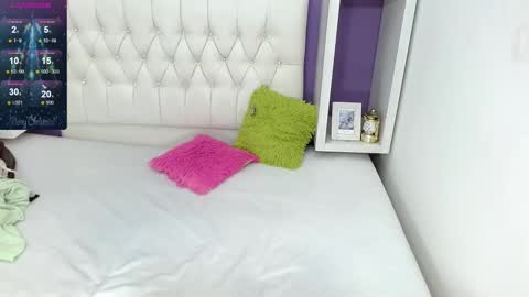 aliss_diiaz online show from 12.25.24