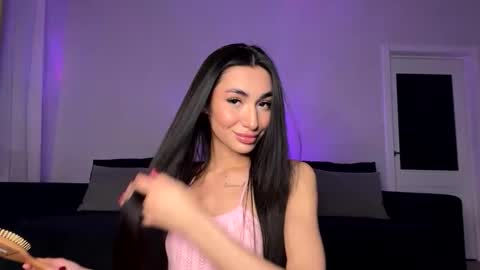 Alissa online show from 10.19.25