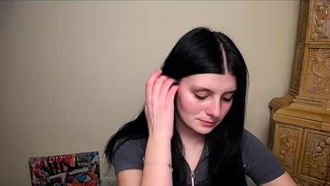 Alissa online show from 02.24.25
