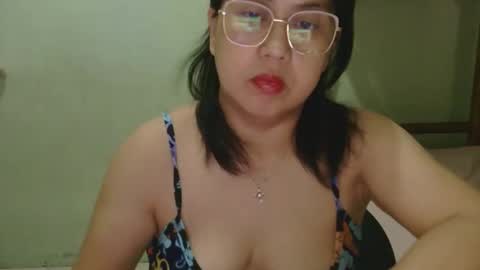 alissalove18 online show from 04.28.26