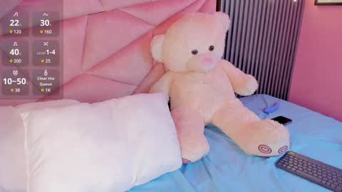 Alisse Miller online show from 12.21.24