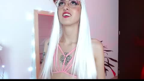 alissesallie_ online show from 01.11.25