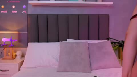 alisson_81 online show from 12.04.25