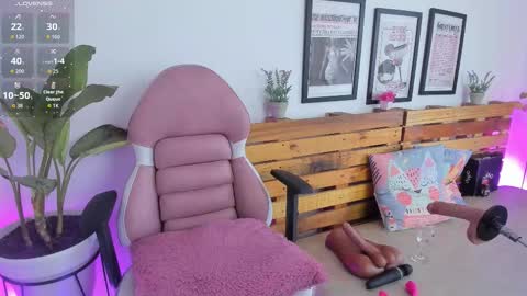 Alisson  online show from 12.15.25