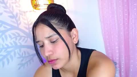 Snapshot of alisson_wiley chatting on 05.05.26 alisson online show from 05.05.26