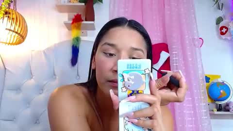 Snapshot of alisson_wiley chatting on 05.20.26 alisson online show from 05.20.26